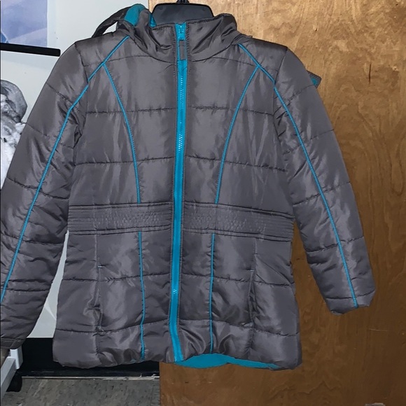 Coat - Picture 1 of 3